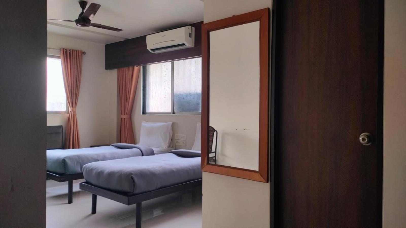 Hotel Sai Nidhi Executive-Mindspace Airoli Navi Mumbai Exterior foto