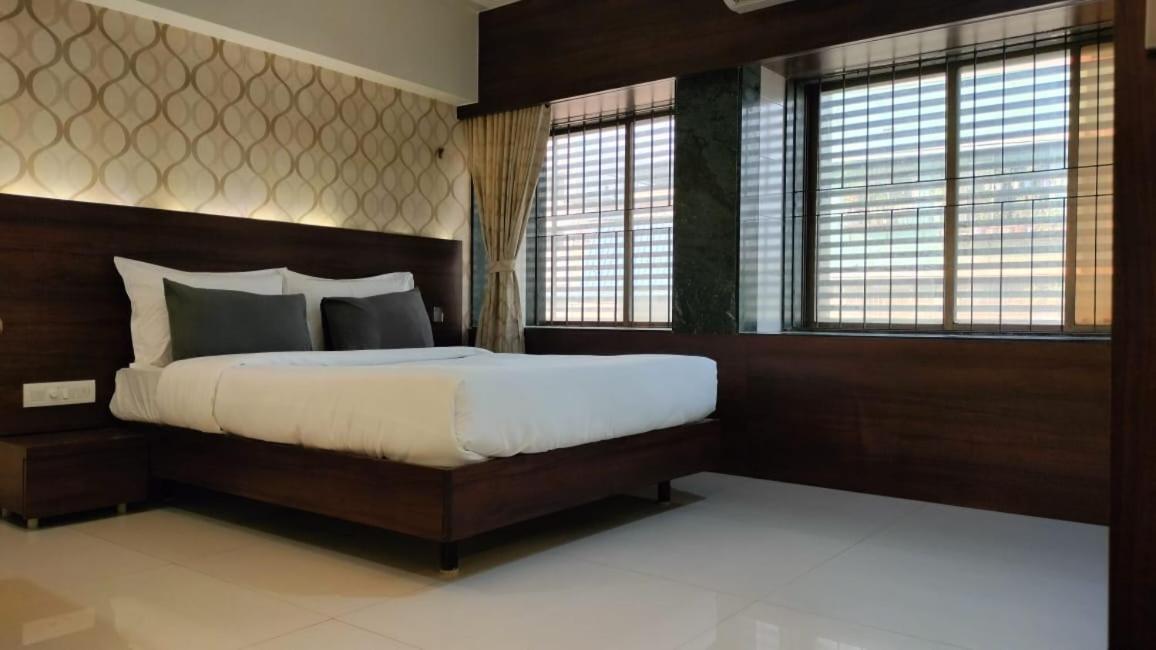 Hotel Sai Nidhi Executive-Mindspace Airoli Navi Mumbai Exterior foto